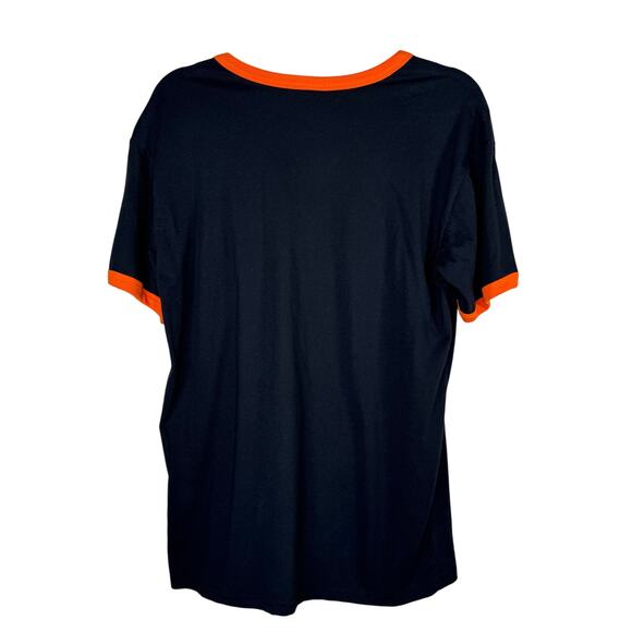 Spirit Halloween Store Adult Big Trick Energy Halloween T-Shirt Medium NWOT - Picture 4 of 11